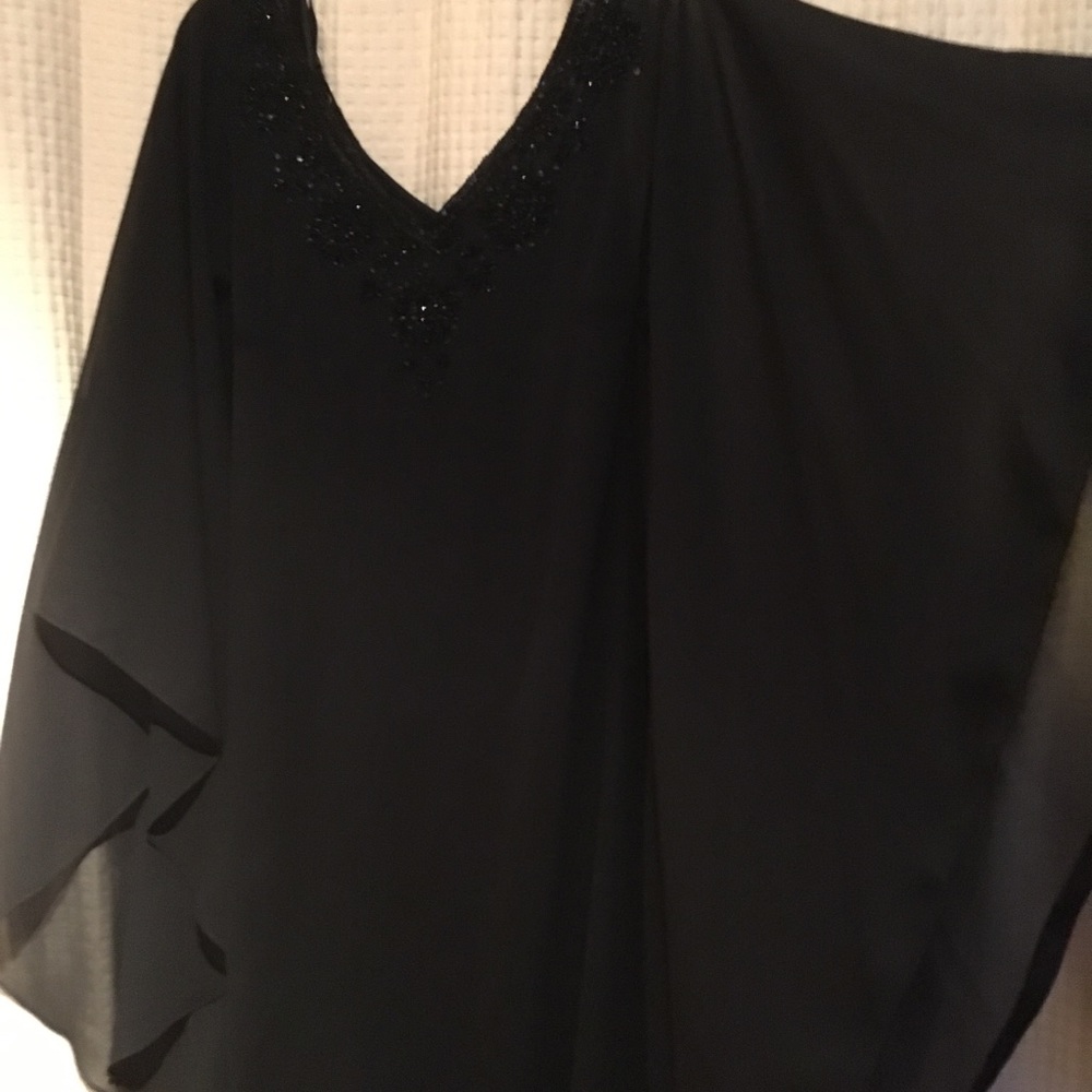 Adrianna Papell NYE sequin neckline dress - 8